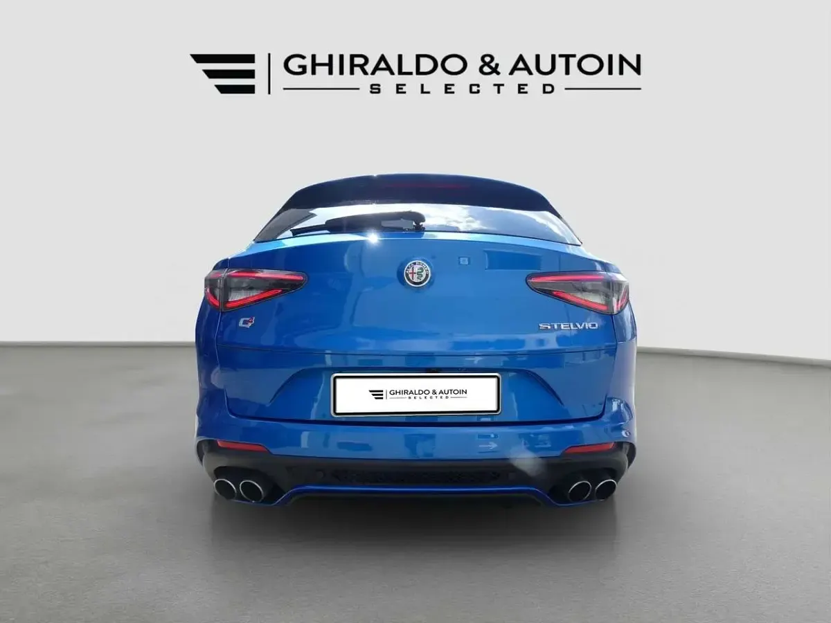 Usata Alfa Romeo Stelvio Quadrifoglio 510 CV (375 kW) 2023 Blu/azzurro SUV
