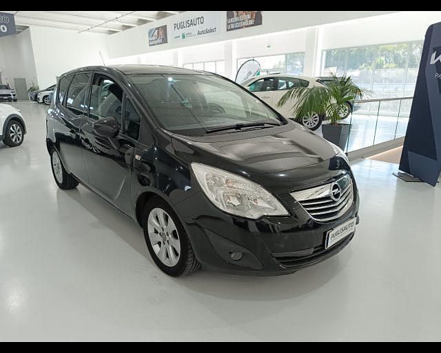 Nero pastello Usata 2011 Opel Meriva Cosmo Monovolume | 7200 € (Molto cara) - Immagine 1/4