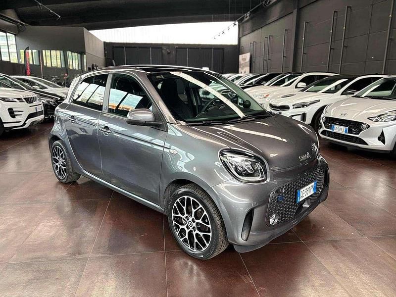 Grigio Usata 2021 Smart ForFour Electric Drive Tre volumi | 10.900 € (Ottimo prezzo) - Immagine 1/4