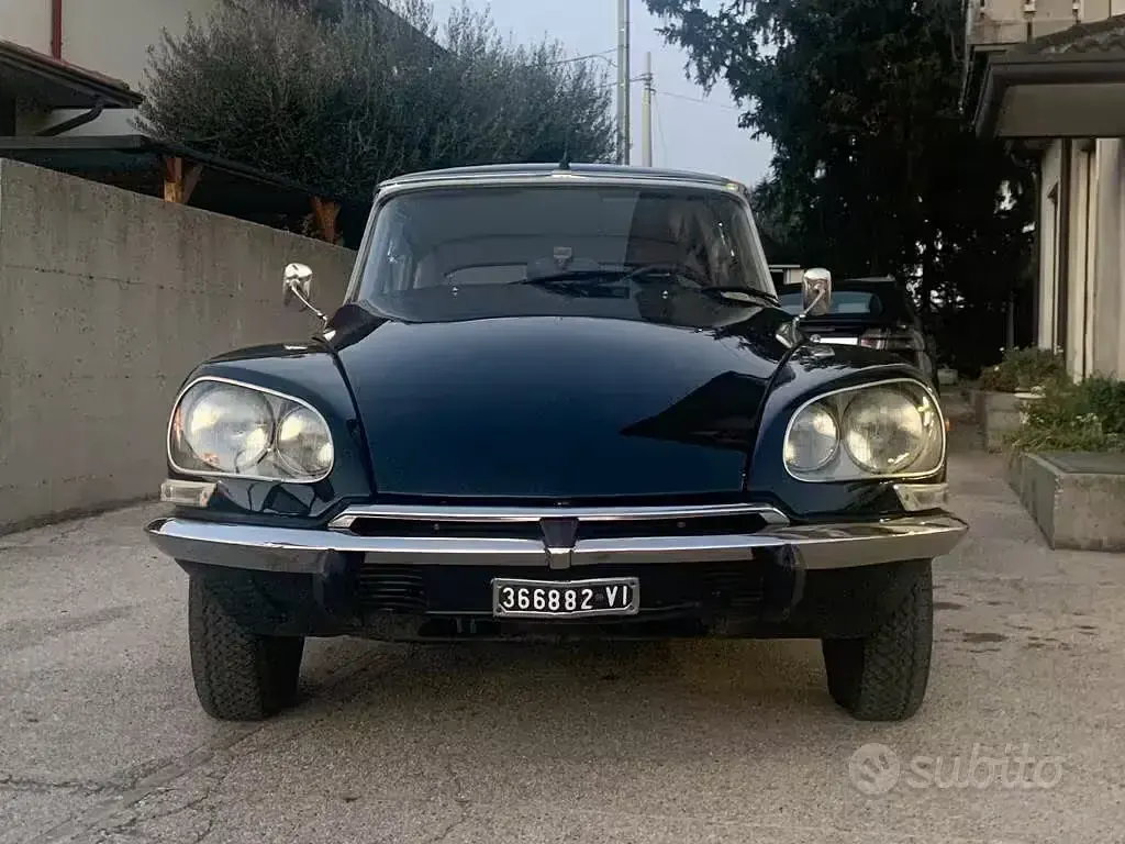 Usata Citroën DS 161 CV (118 kW) 1970 Nero Berlina