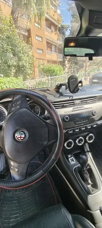 Usata Alfa Romeo Giulietta Veloce 105 CV (77 kW) 2013 Utilitaria