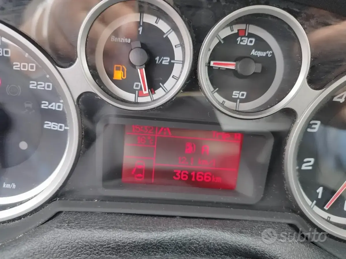 Occasion Alfa Romeo MiTo 105 ch (77 kW) 2014 Gris Citadine