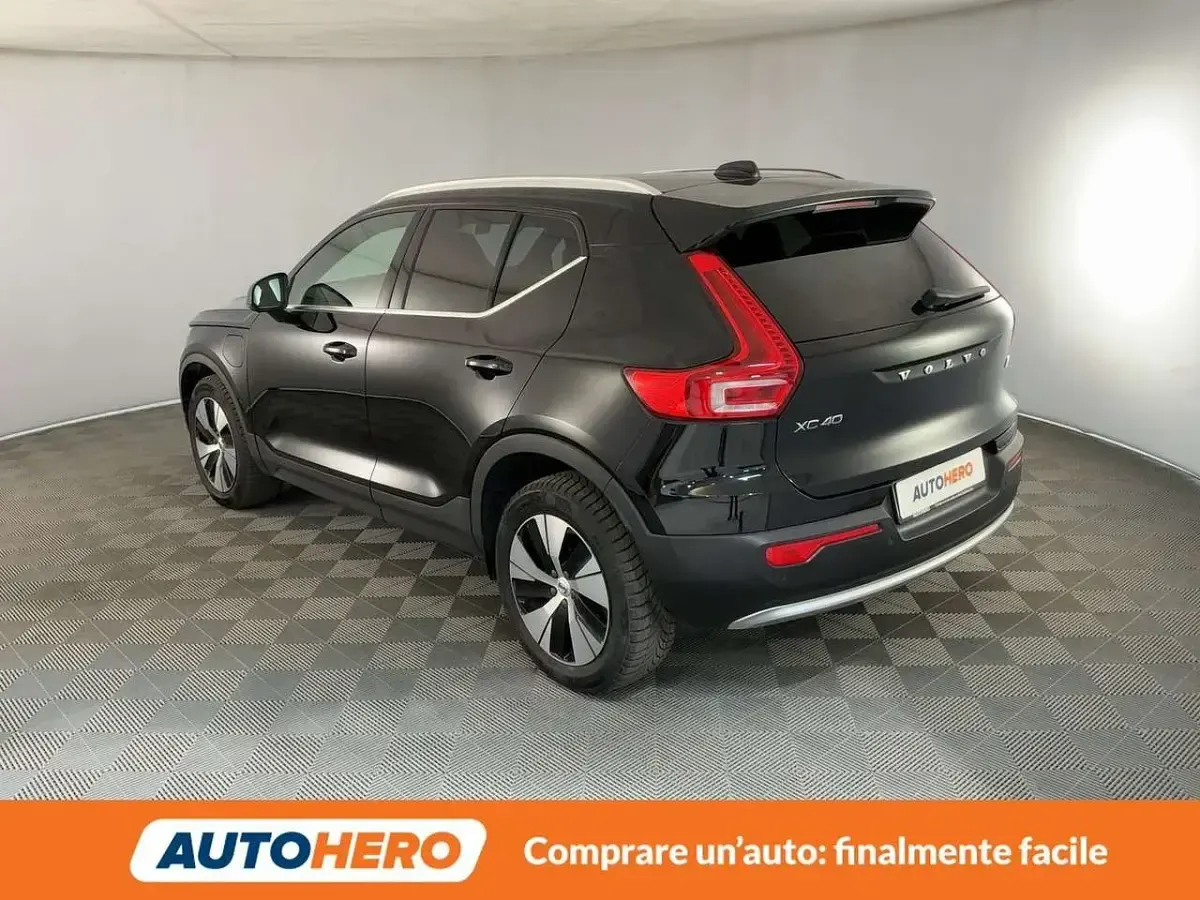 Usata Volvo XC40 Core 129 CV (94 kW) 2022 Nero SUV
