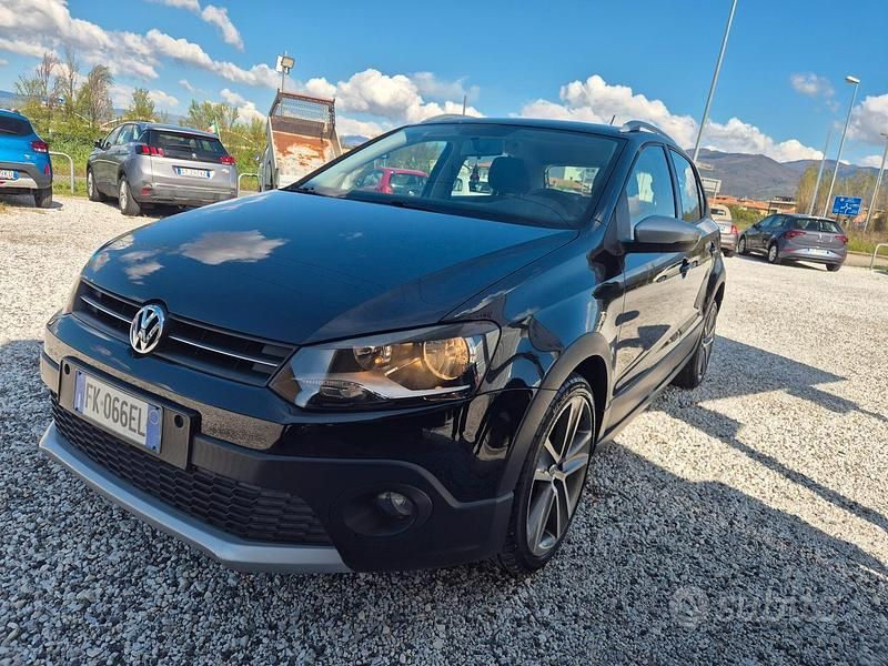 Usata VW Polo Cross 90 CV (66 kW) 2011 Nero Utilitaria