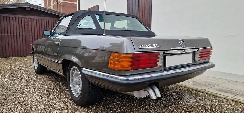 Usata Mercedes SL280 185 CV (136 kW) 1970 Grigio Cabrio