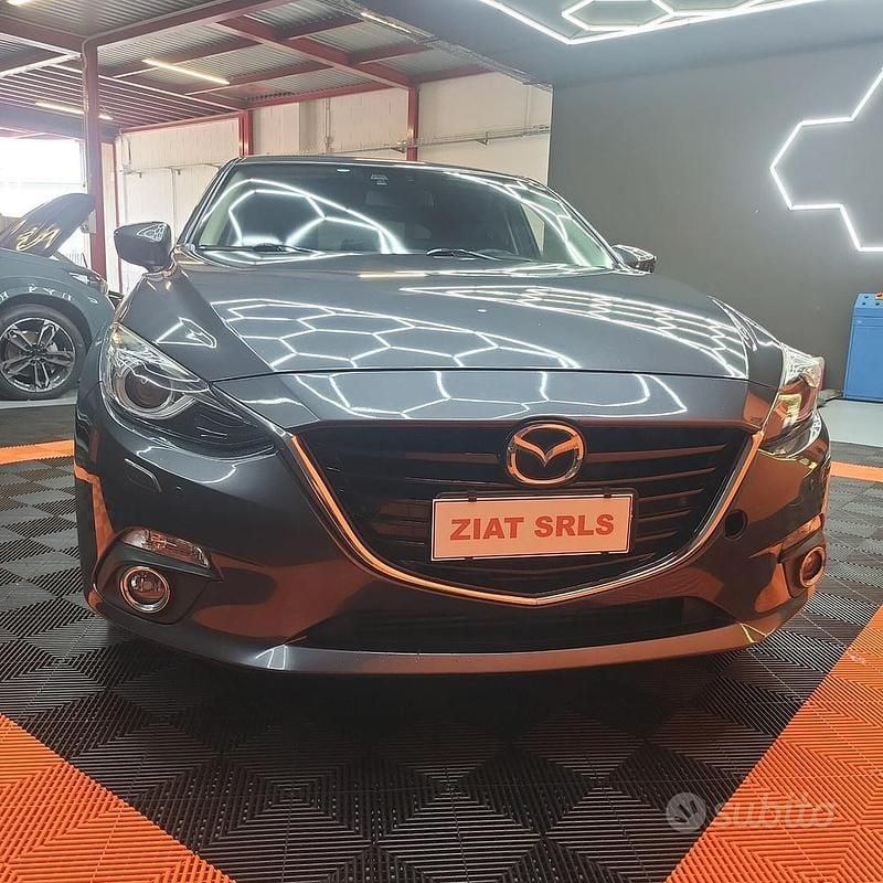 Usata Mazda 3 Exceed 150 CV (110 kW) 2014 Grigio Berlina