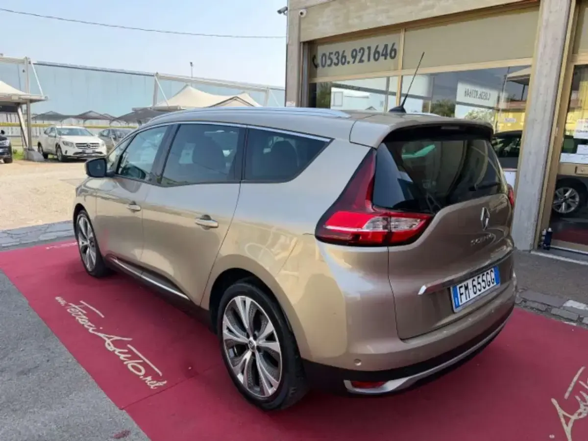 Usata Renault Grand Scénic IV Intens 131 CV (96 kW) 2017 Grigio Monovolume