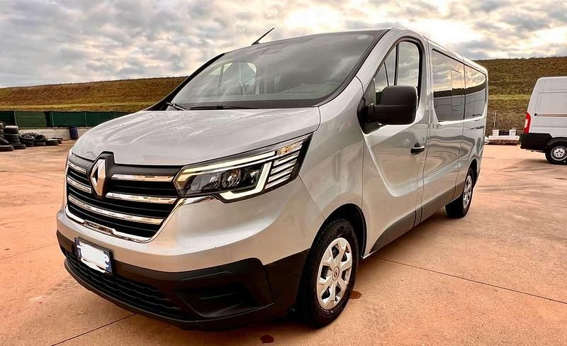 Usata Renault Trafic 110 CV (80 kW) 2023