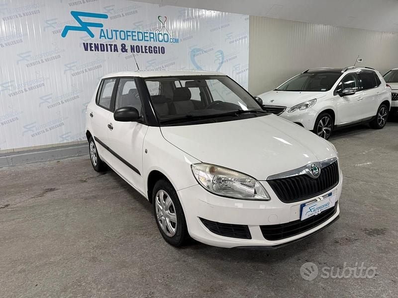 Usata Skoda Fabia 70 CV (51 kW) 2011 Bianco Berlina