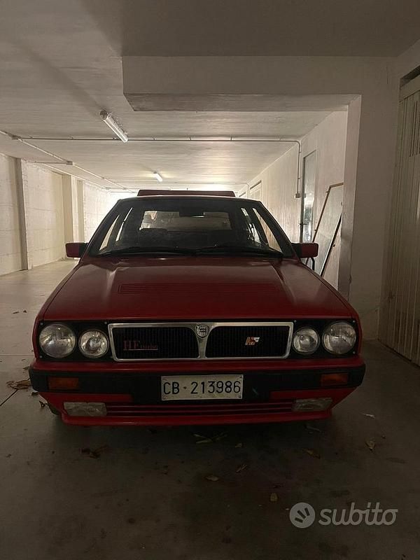 Rosso Usata 1991 Lancia Delta Due volumi | 25.000 € - Immagine 1/4