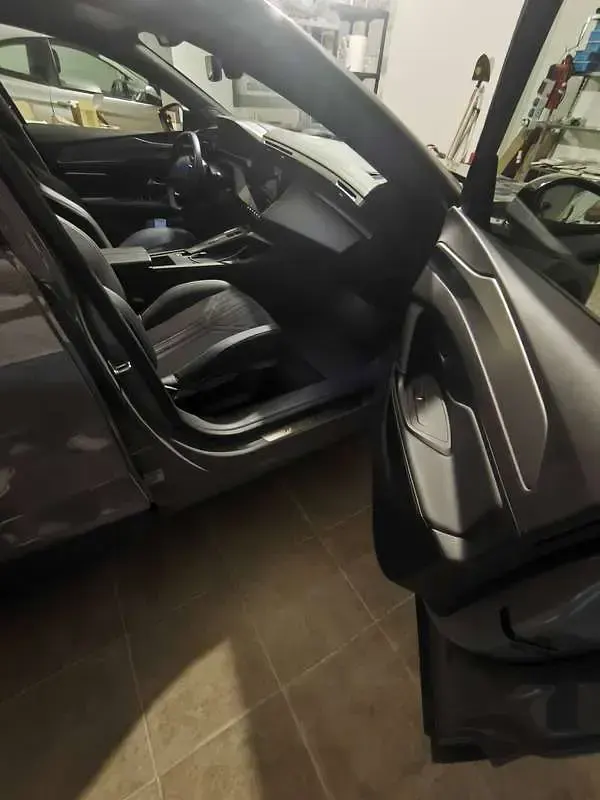 Usata Peugeot 408 GTi 179 CV (131 kW) 2024 Grigio SUV