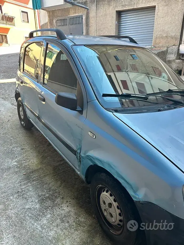 Usata Fiat Panda 69 CV (50 kW) 2007 Bluazzurro Utilitaria
