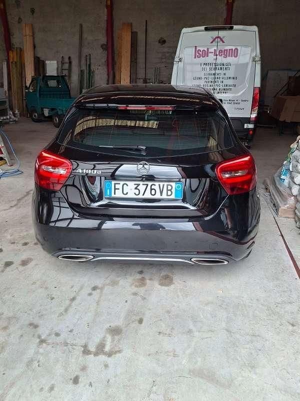 Usata Mercedes CLA180 Business 109 CV (80 kW) 2017 Nero Berlina