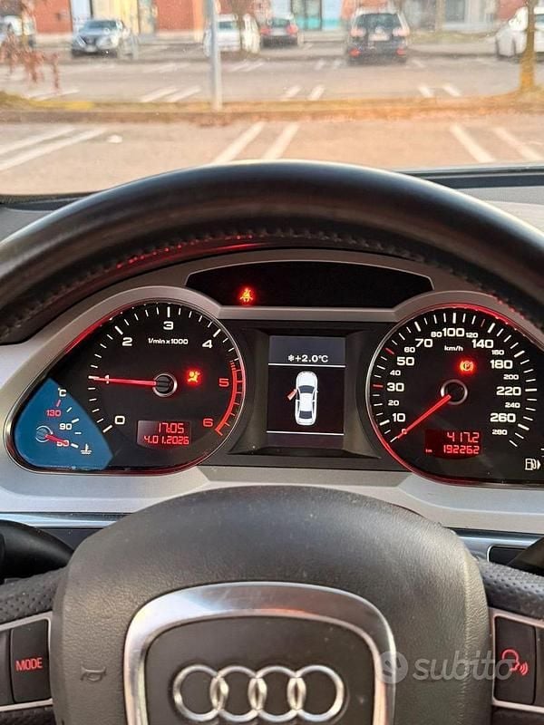 Usata Audi A6 Advanced 140 CV (102 kW) 2010 Blu Berlina