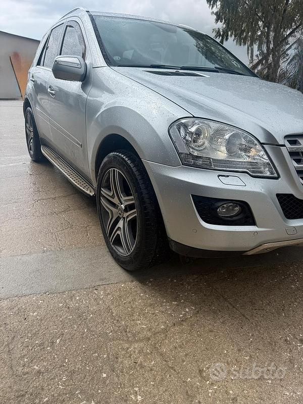 Begagnad Mercedes ML320 Premium 224 HK (164 kW) 2009 SUV
