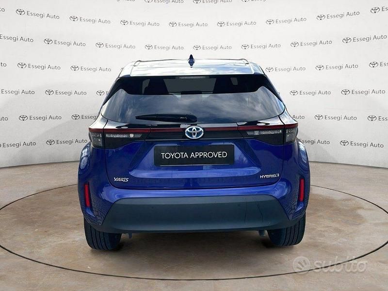 Usata Toyota Yaris Cross Lounge 116 CV (85 kW) 2021 Blu SUV