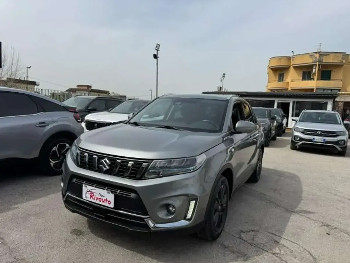 Usata Suzuki Vitara 129 CV (94 kW) 2021 Grigio SUV
