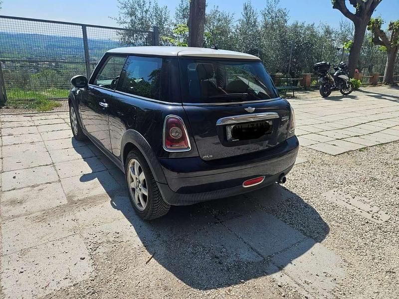 Używany Mini Cooper 116 KM (85 kW) 2007 Niebieski Hatchback
