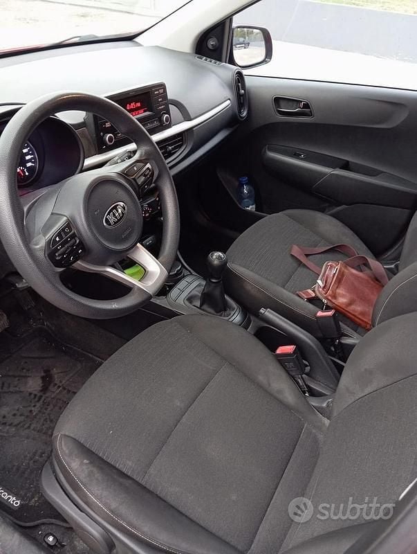 Usata Kia Picanto 2017 Rosso Utilitaria