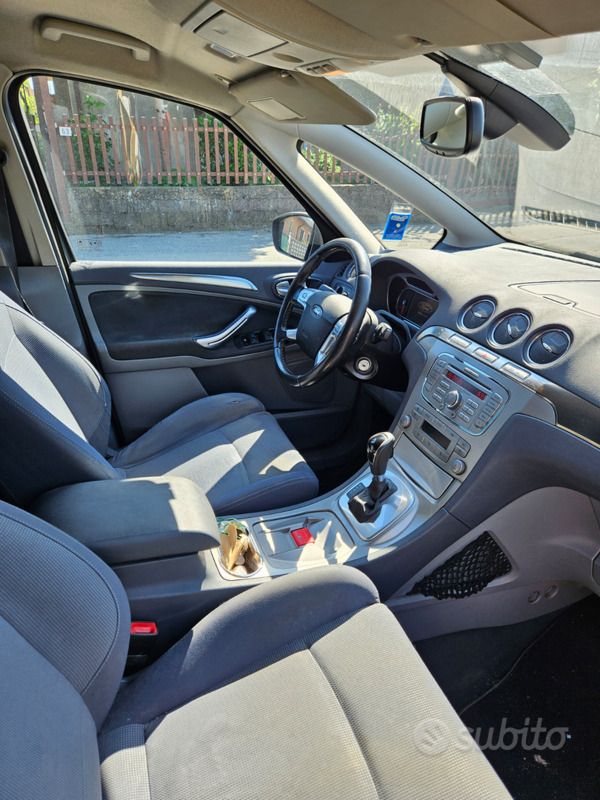 Usata Ford S-MAX S 145 CV (106 kW) 2007 Grigio Monovolume