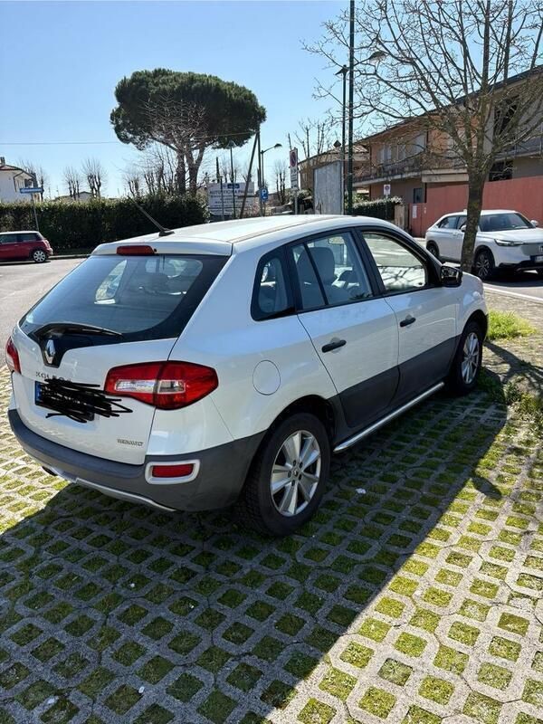 Usata Renault Koleos 170 CV (125 kW) 2009 Bianco SUV