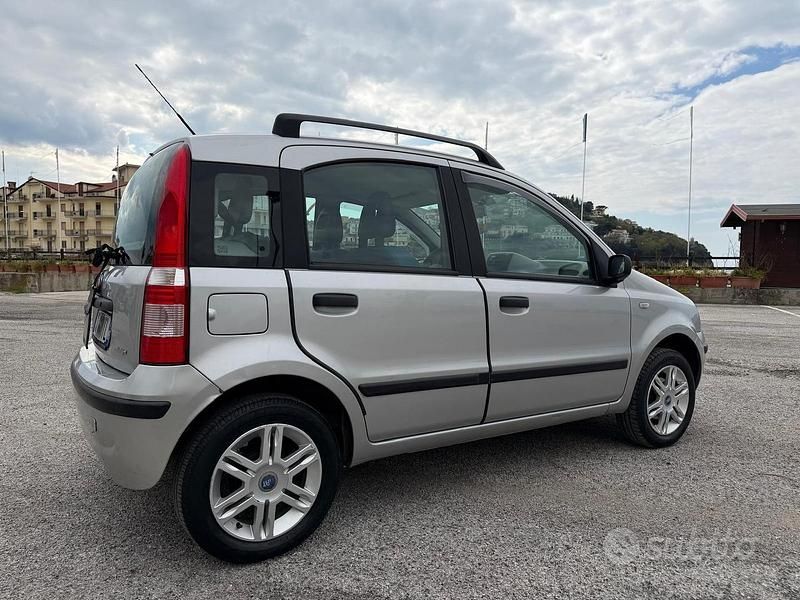 Usata Fiat Panda 70 CV (51 kW) 2003 Grigio Utilitaria