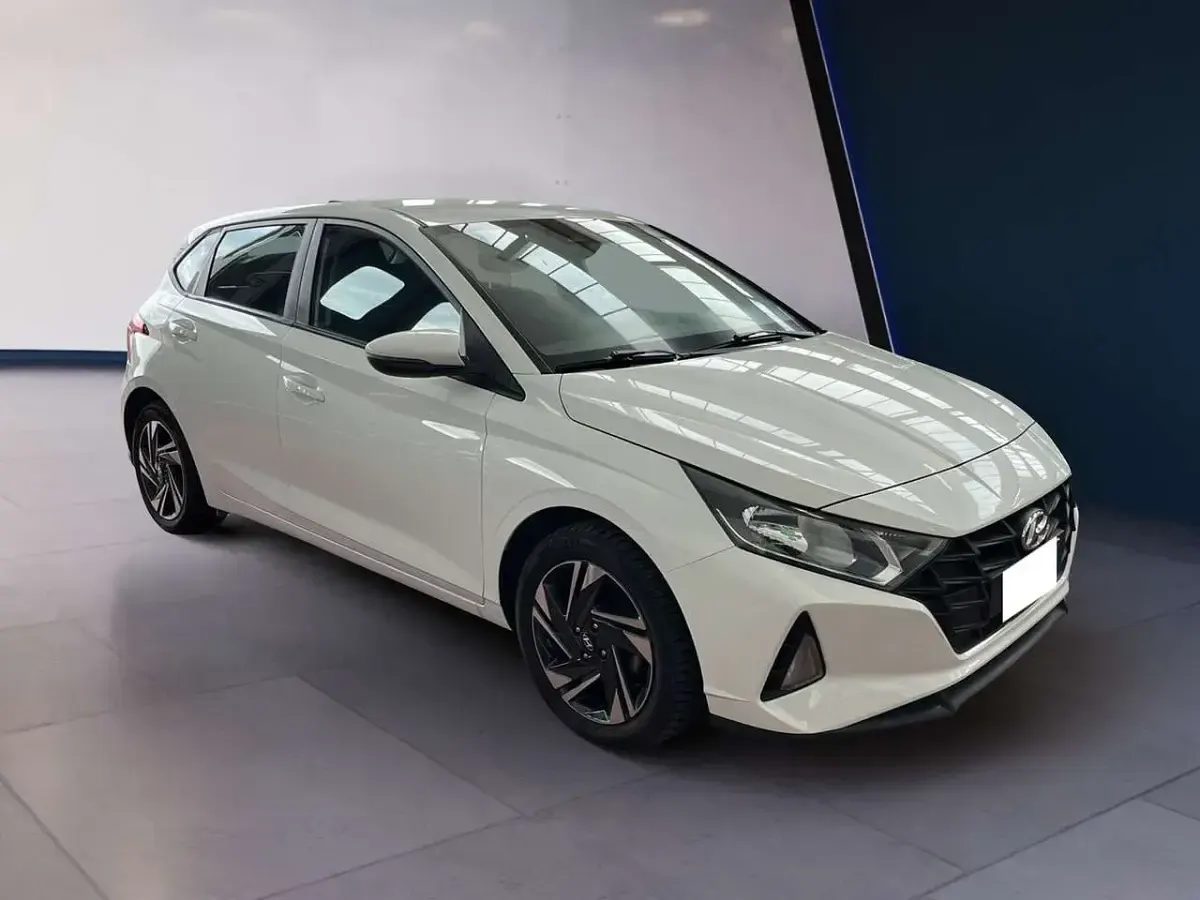 Usata Hyundai i20 84 CV (61 kW) 2021 Bianco Utilitaria