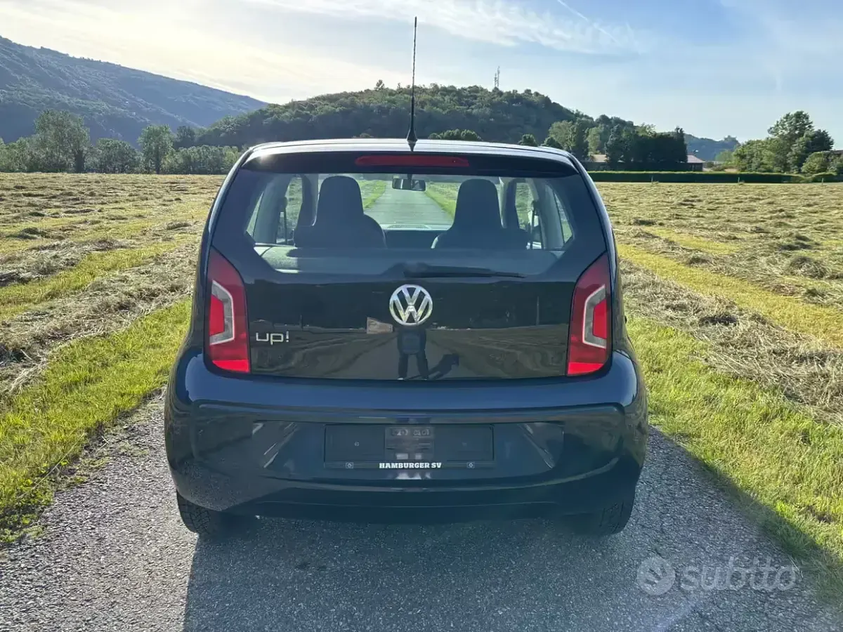 Usata VW up! 60 CV (44 kW) 2013 Blu Utilitaria