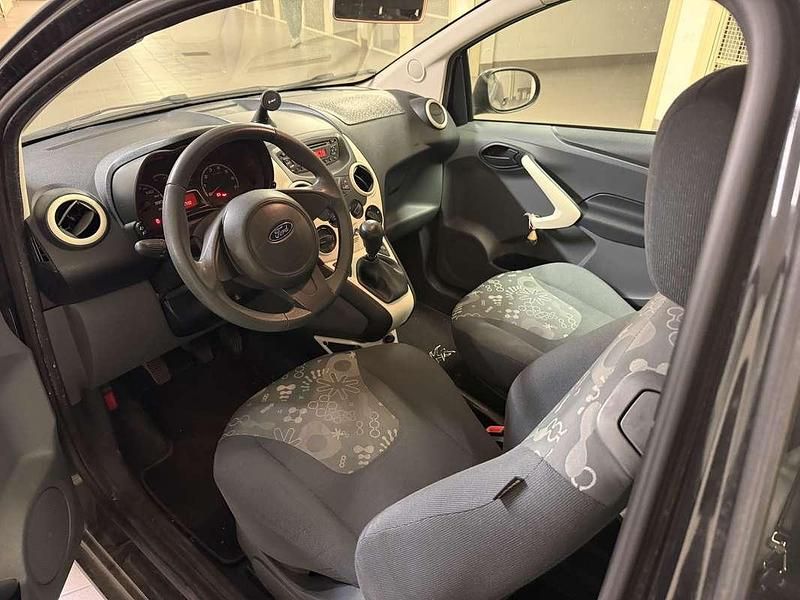Usata Ford Ka Titanium 69 CV (50 kW) 2011 Utilitaria