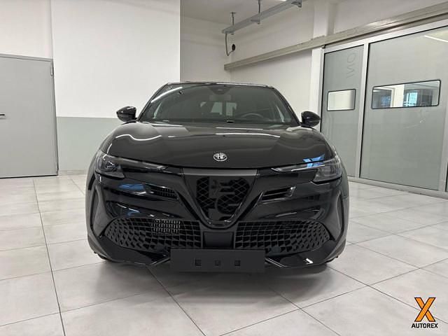 Nuova Alfa Romeo GT Junior 145 CV (106 kW) 2025 Nero SUV