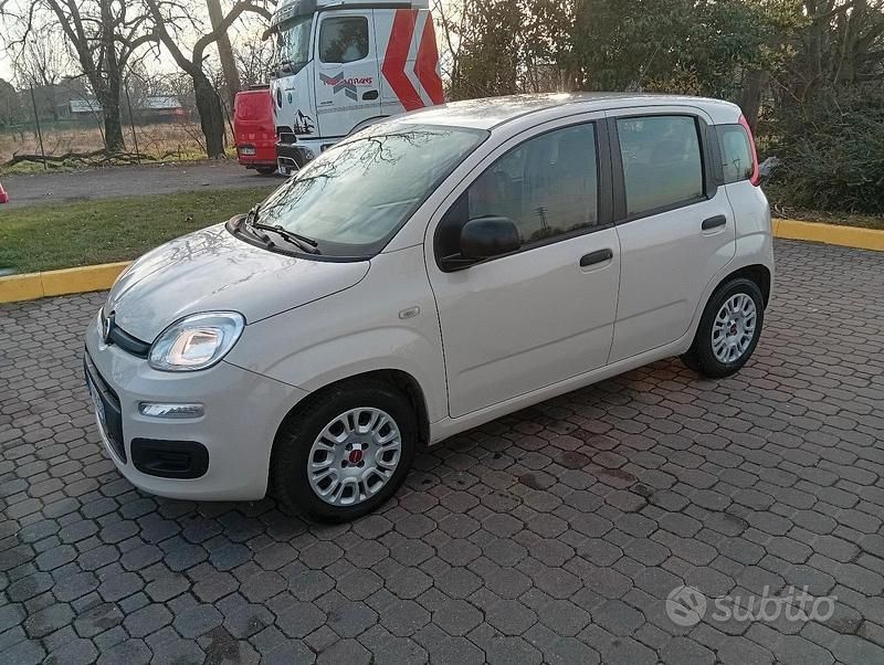 Usata Fiat Panda 85 CV (62 kW) 2016 Bianco Berlina