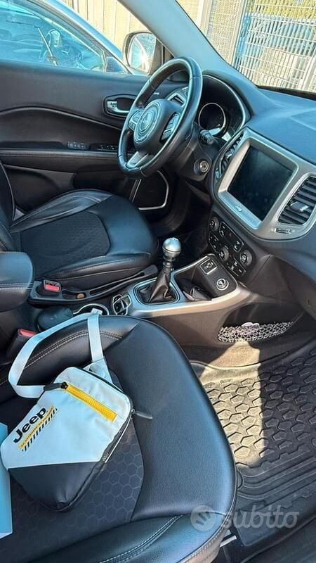 Nero Usata 2018 Jeep Compass SUV | 19.900 € (Molto cara) - Immagine 1/4