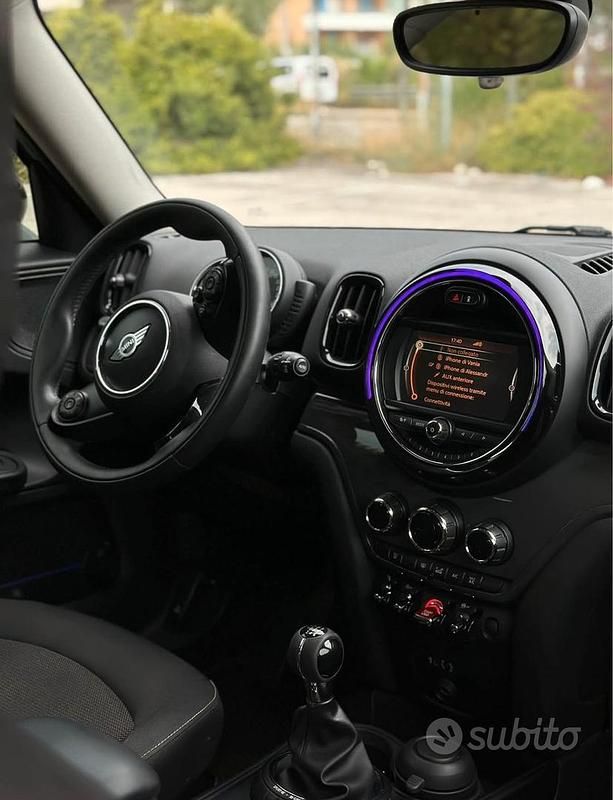 Usata Mini Cooper Countryman 150 CV (110 kW) 2017 Grigio SUV