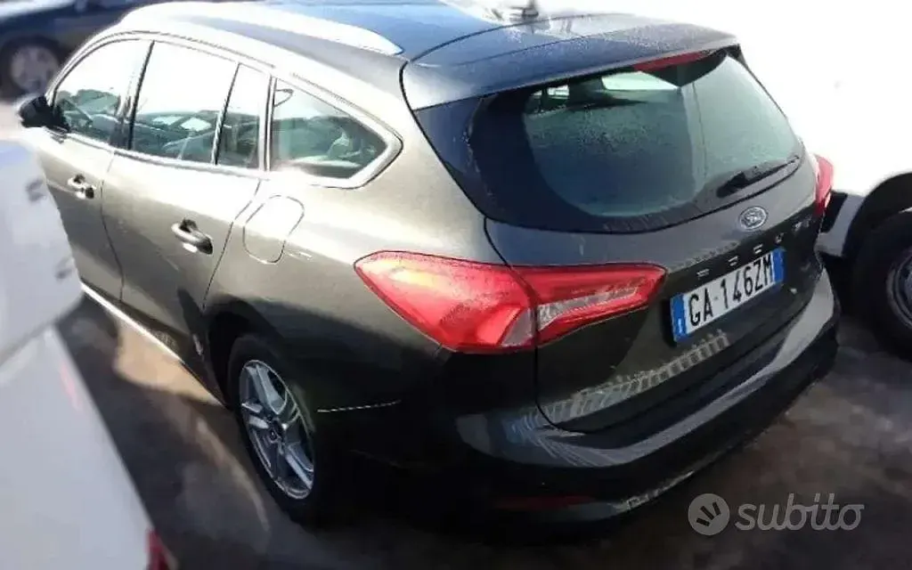 Usata Ford Focus Business Edition 120 CV (88 kW) 2020 Grigio Station wagon