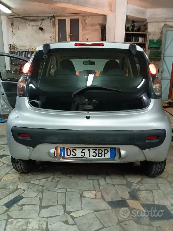 Usata Citroën C1 54 CV (39 kW) 2008 Grigio Utilitaria