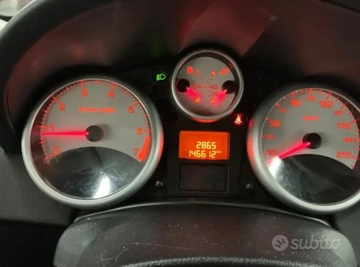 Usata Peugeot 207 73 CV (53 kW) 2010 Grigio Station wagon
