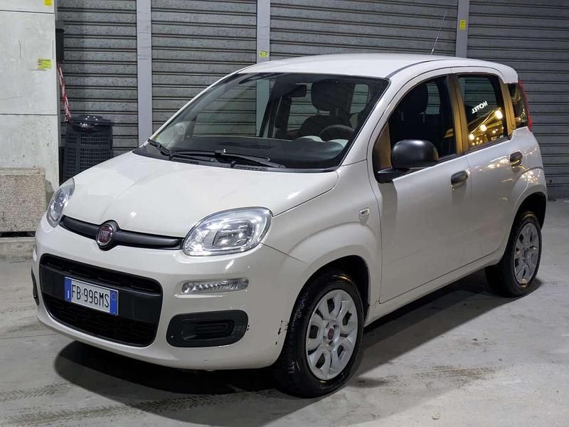 Usata Fiat Panda Lounge 80 CV (58 kW) 2015 Beige Utilitaria