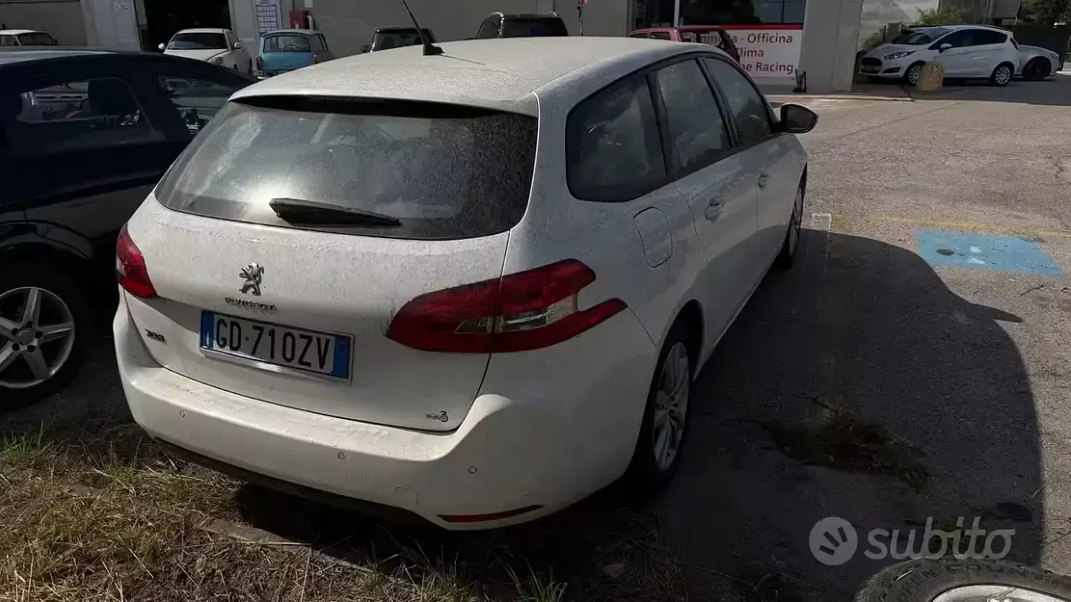Usata Peugeot 308 Business-Line 131 CV (96 kW) 2021 Bianco Station wagon