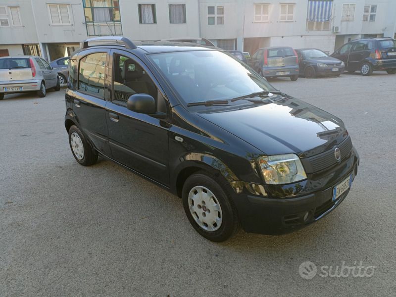 Usata 2012 Fiat Panda Due volumi | 3400 € (Super prezzo) - Immagine 1/4