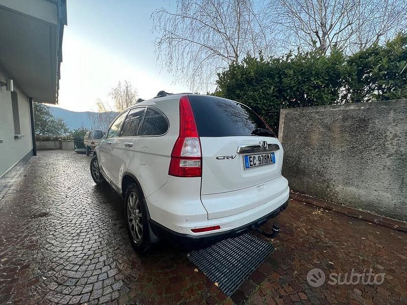 Usata Honda CR-V 2010 Bianco SUV