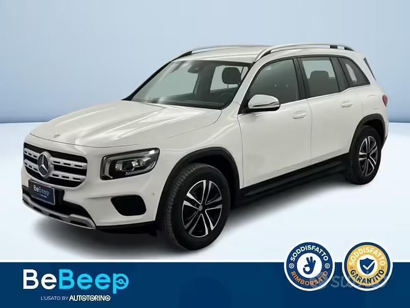 Usata Mercedes GLB200 Business 150 CV (110 kW) 2023 Bianco pastello SUV