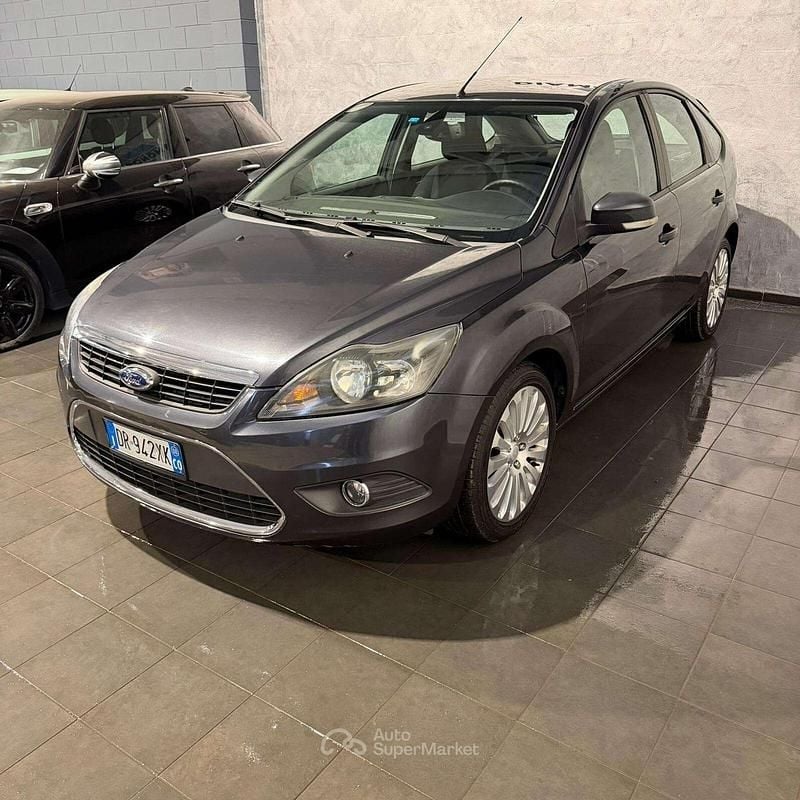 Usata Ford Focus 116 CV (85 kW) 2008 Grigio Berlina