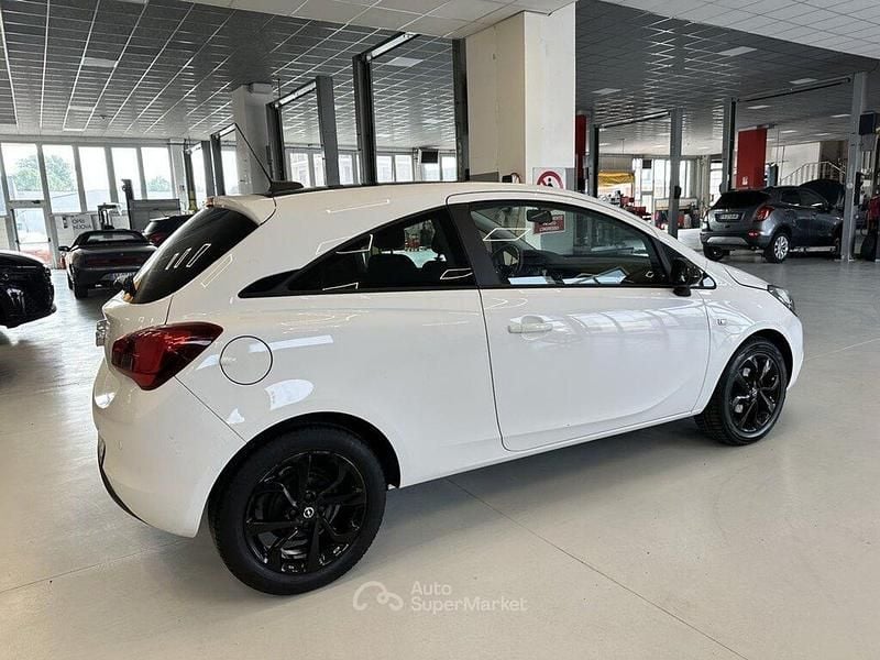 Usata Opel Corsa 90 CV (66 kW) 2017 Bianco Utilitaria