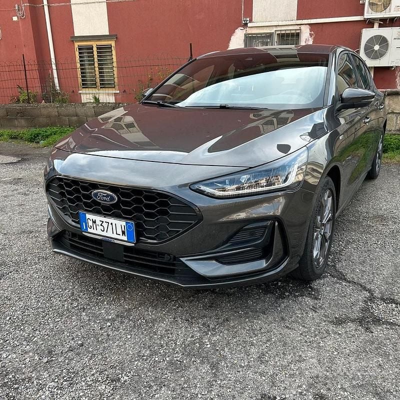 Usata Ford Focus ST-Line X 125 CV (91 kW) 2023 Grigio Berlina