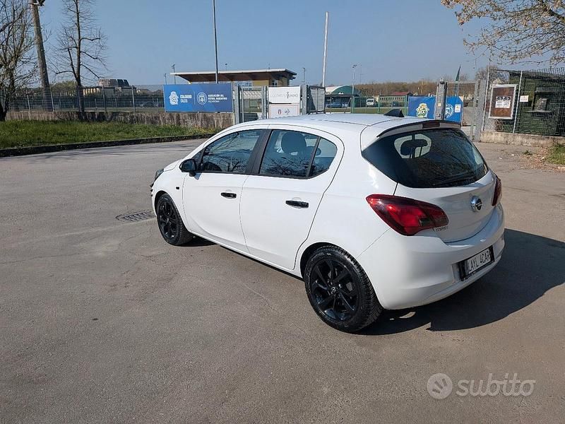 Usata Opel Corsa Edition 69 CV (50 kW) 2020 Bianco Utilitaria