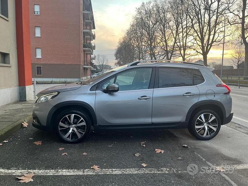 Usata Peugeot 2008 Allure 2018 Grigio SUV