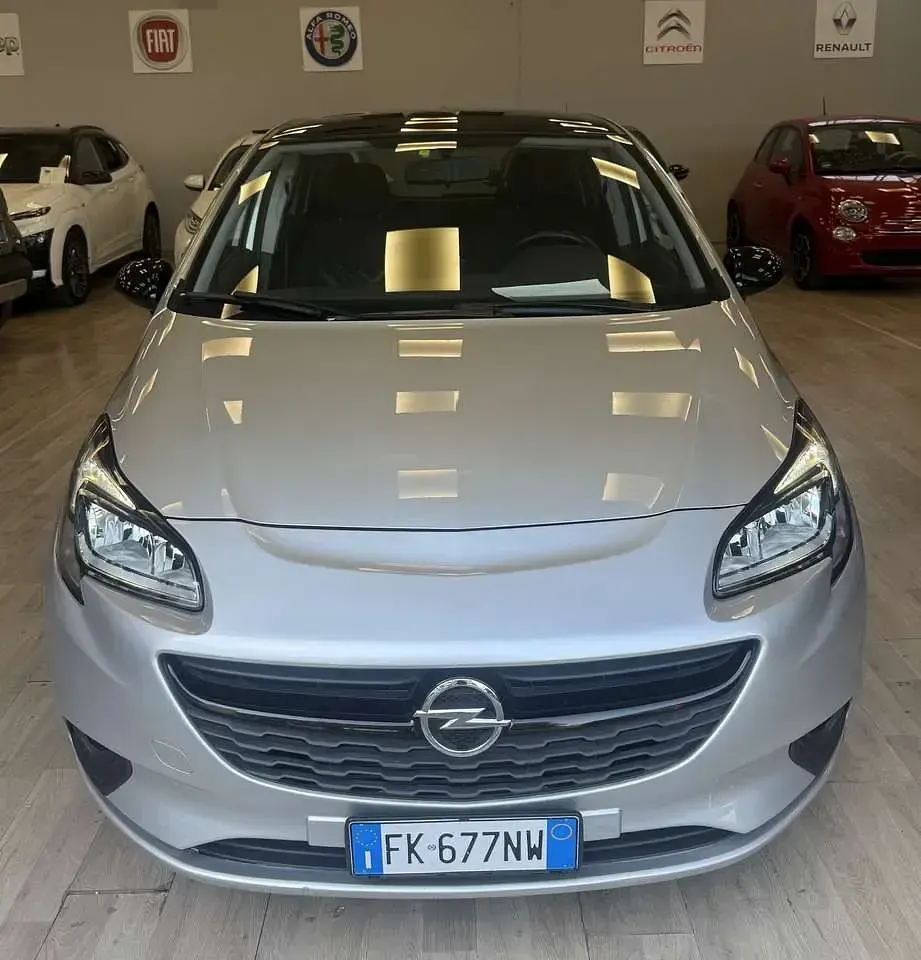 Usata Opel Corsa 75 CV (55 kW) 2017 Other Utilitaria