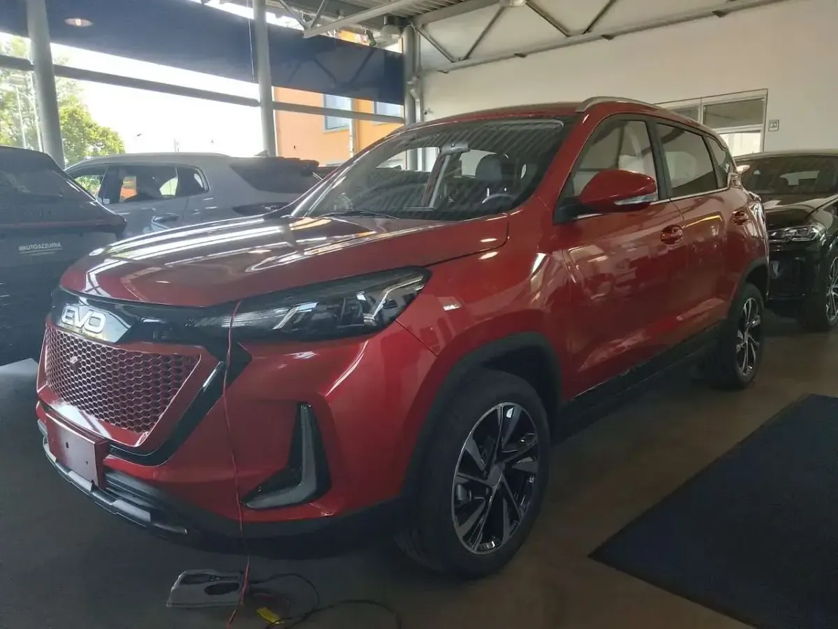 Nuova EVO Evo 5 128 CV (94 kW) 2026 Rosso SUV