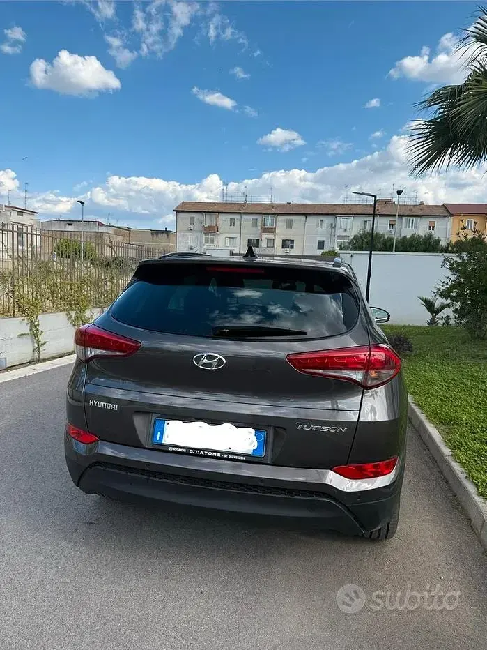 Usata Hyundai Tucson Xpossible 141 CV (103 kW) 2017 Grigio SUV
