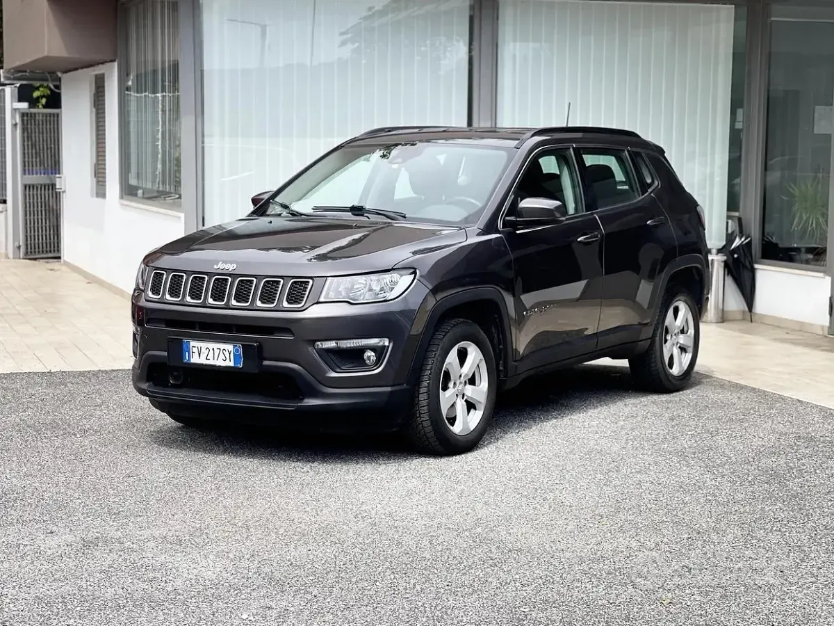 Usata Jeep Compass 140 CV (102 kW) 2019 Grigio SUV